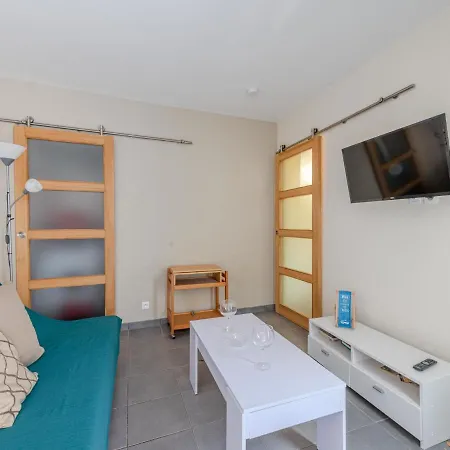 Appartement Zodiaques 2-5 By Interhome Le Barcarès
