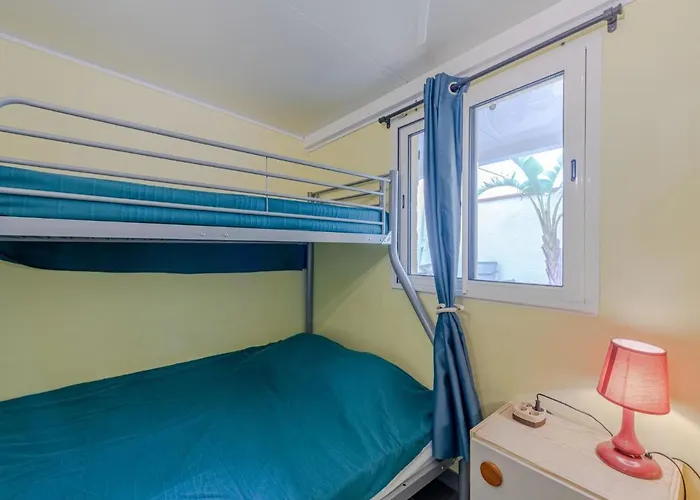 Zodiaques 2-5 By Interhome Апартаменты Ле Баркарес